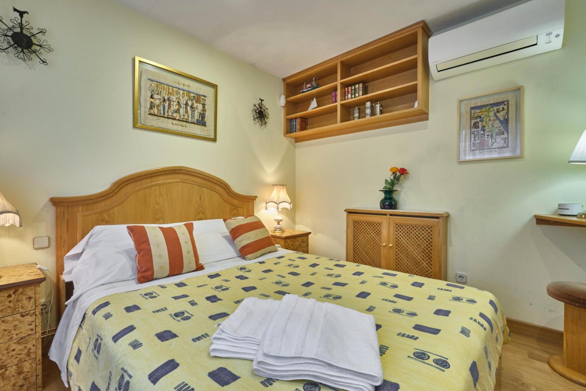 Apartamentos Carlos مدريد المظهر الخارجي الصورة